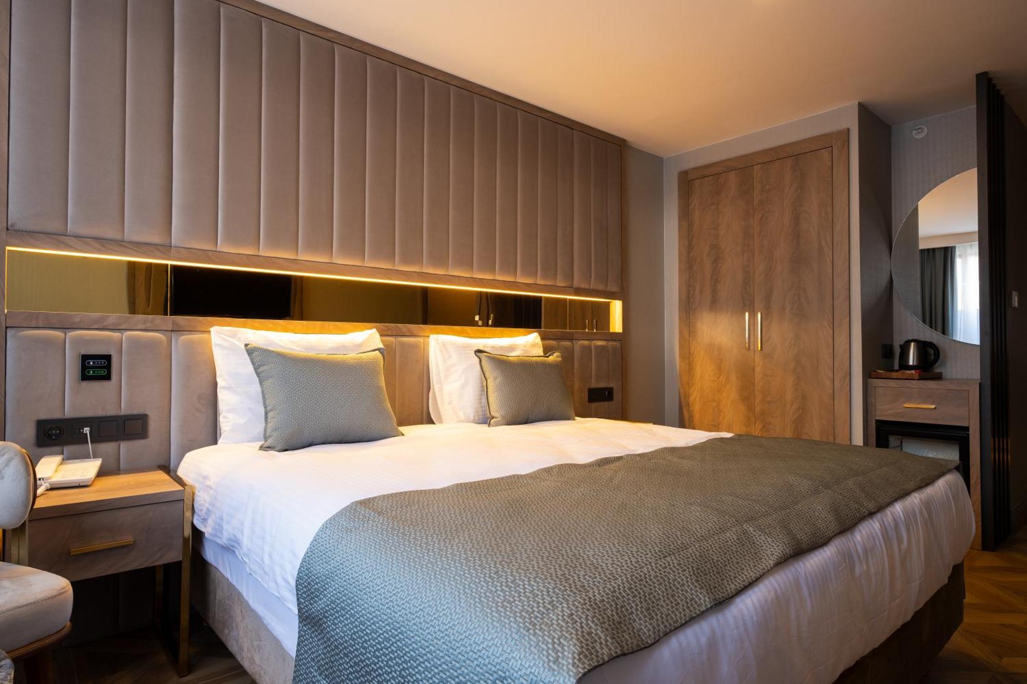 Buke Hotel Bomonti Istanbul Exterior photo